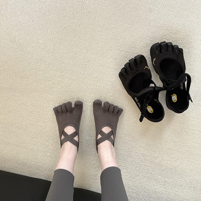 Women's Criss-Cross Strappy Fi - Yoga Fitness Studio review and price
